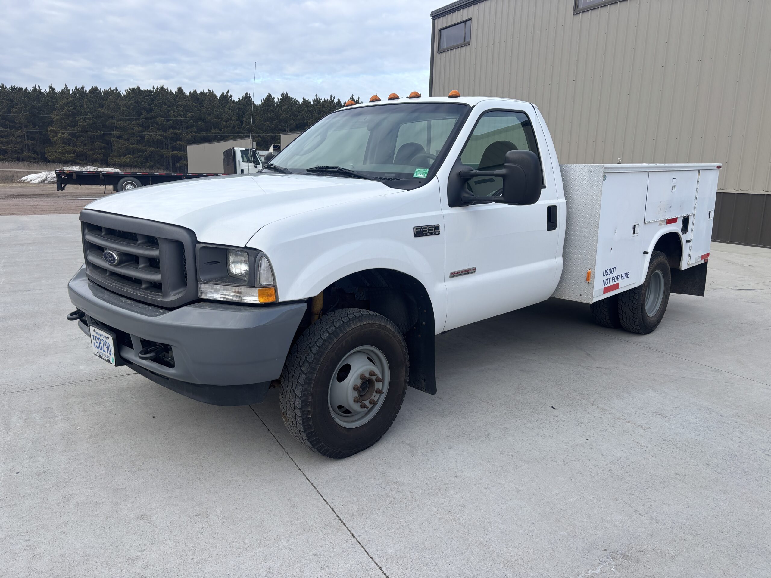 2004 Ford F-350 SD Chassis Cab