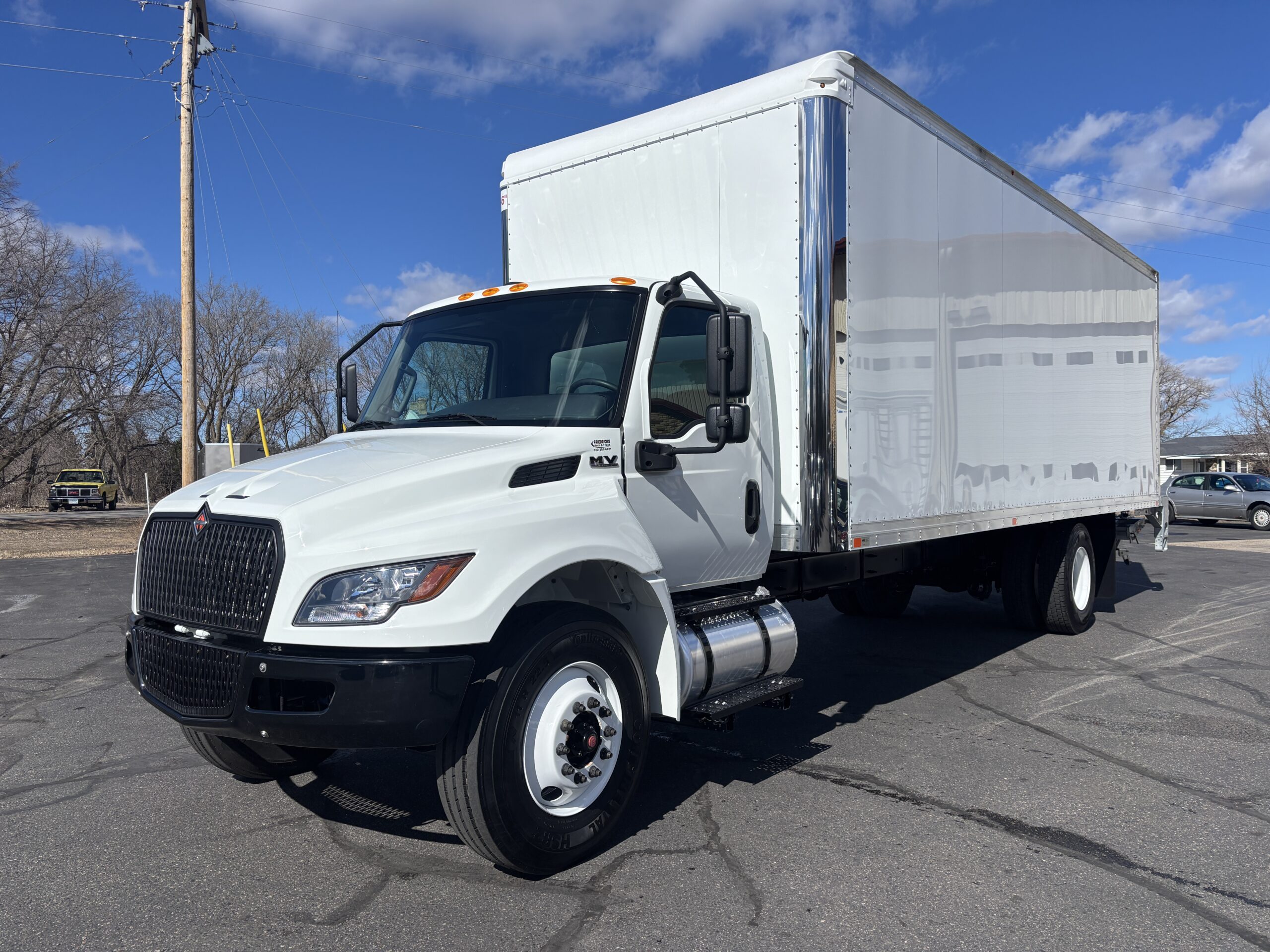洋書 INTERNATIONAL TRUCKS 2024 INTERNATIONAL MV607 - Friedrich's Auto & Truck